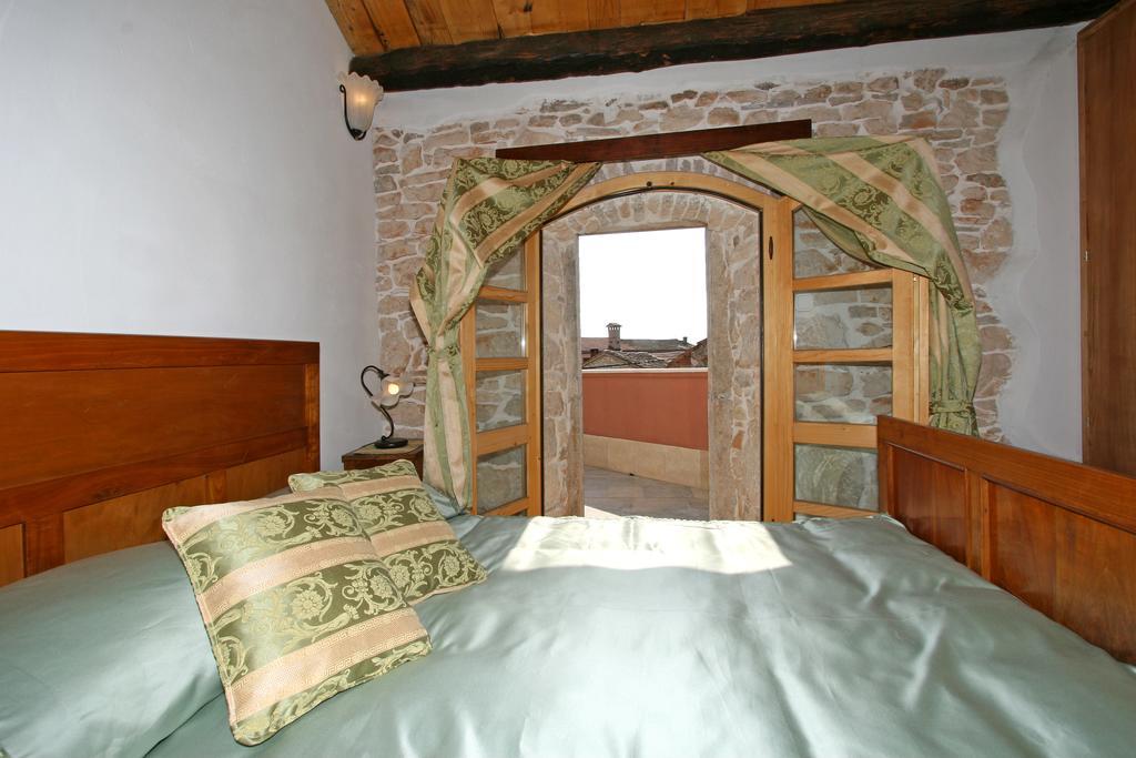 Kastel Kastelir Bed & Breakfast Oda fotoğraf